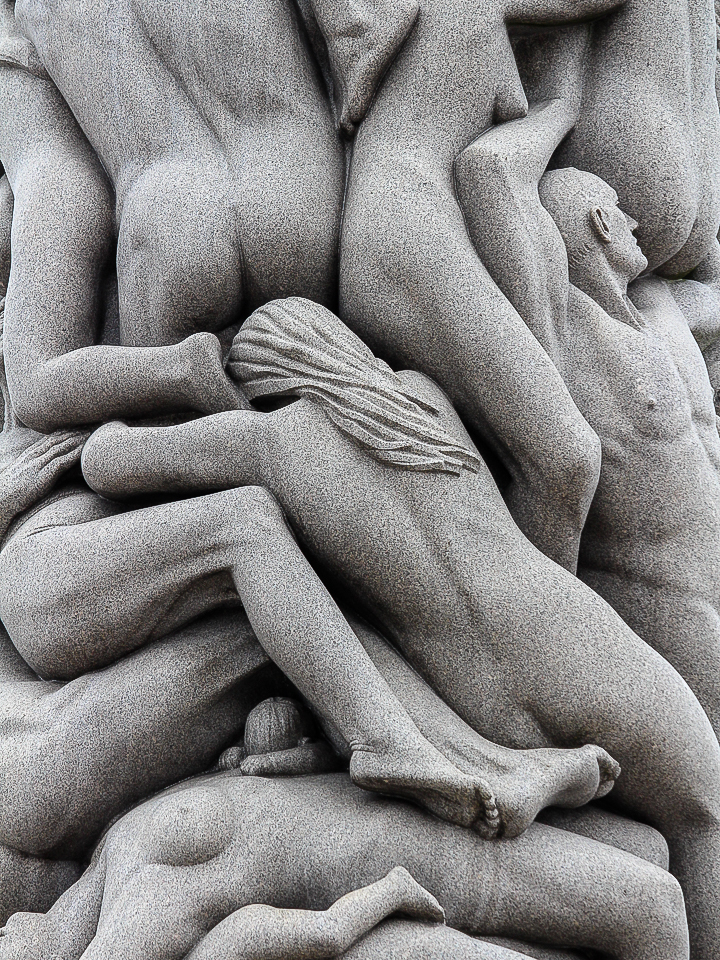 Bodies Statue (Print 16)